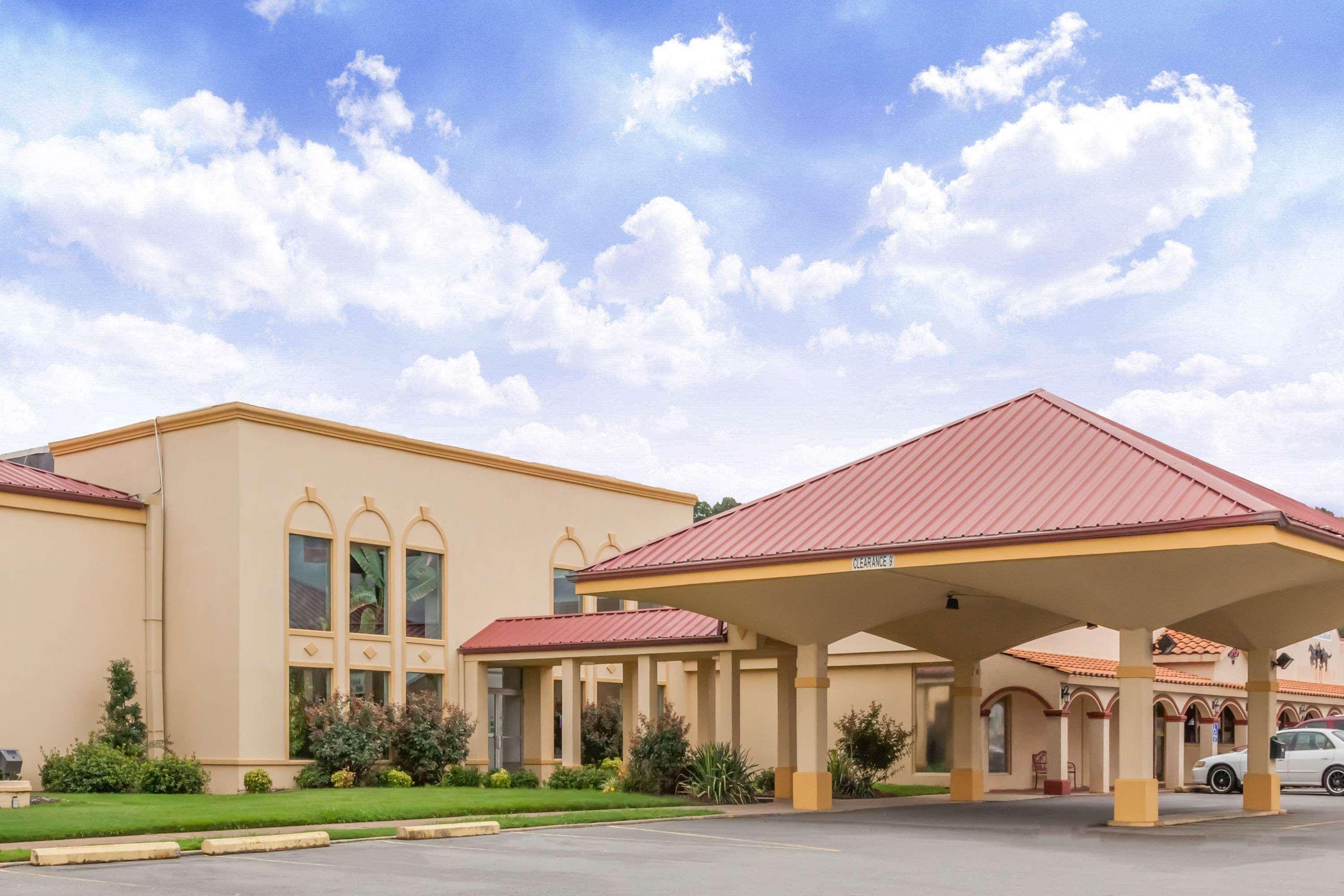 Howard Johnson By Wyndham Conway Exteriér fotografie